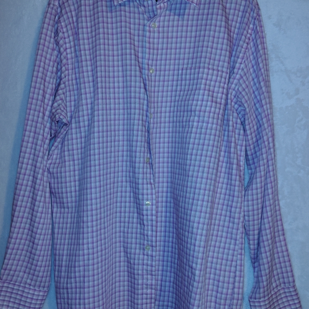 Size large Van Heusen shirt
